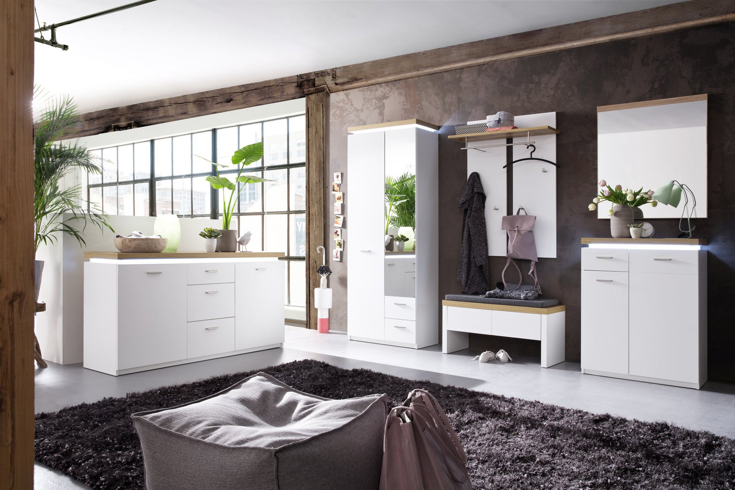 CALI Sideboard